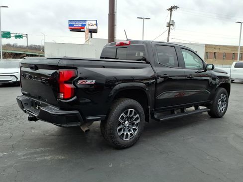 Certified 2024 Chevrolet Colorado Z71 w/ Z71 Convenience Package 2 image 4