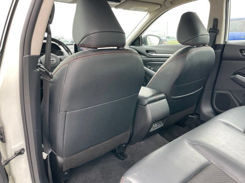 Used 2024 Nissan Altima 2.5 SR FWD image 37