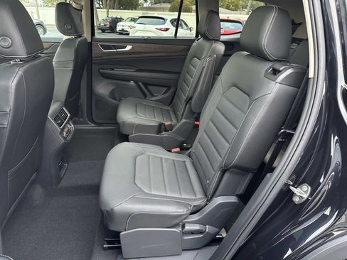 New 2026 Volkswagen Atlas SEL image 14