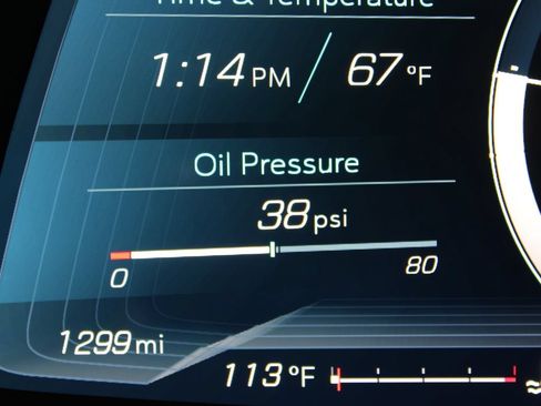 Used 2023 Chevrolet Corvette Stingray Premium Cpe w/ Z51 Performance Package RWD image 15