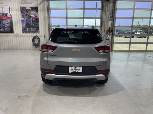 Used 2023 Chevrolet TrailBlazer LT w/ Convenience Package AWD/4WD image 7