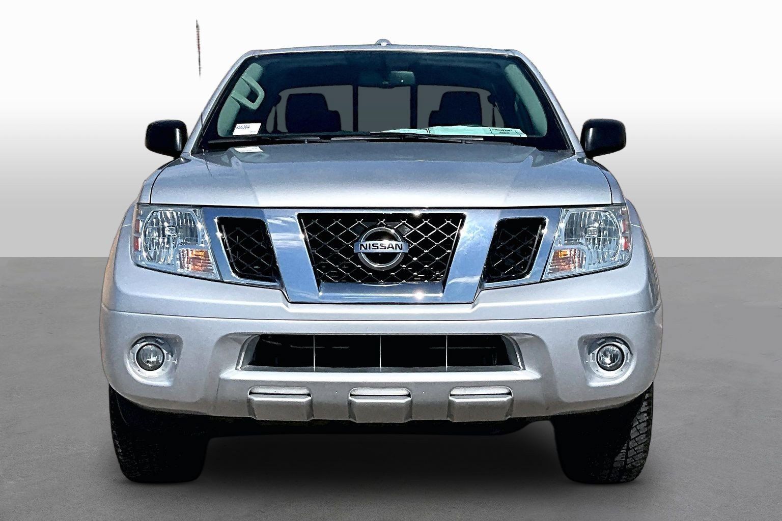 Used 2018 Nissan Frontier SV w/ Value Truck Package AWD/4WD image 3