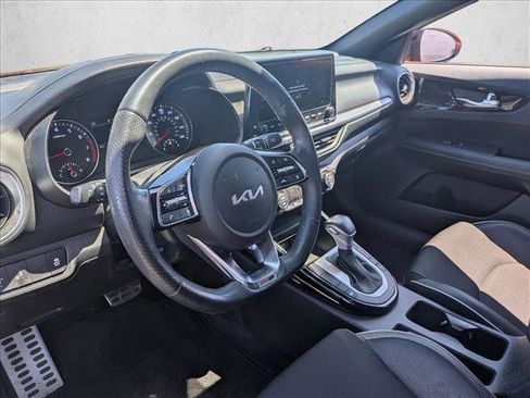 Used 2023 Kia Forte GT-Line w/ GT-Line Technology Package image 9