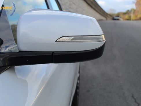 Used 2017 Genesis G80 3.8 w/ Option Group 02 image 14