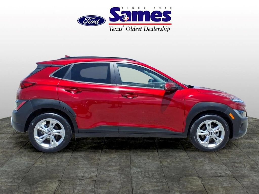 Used 2023 Hyundai Kona SEL w/ Cargo Package FWD image 5