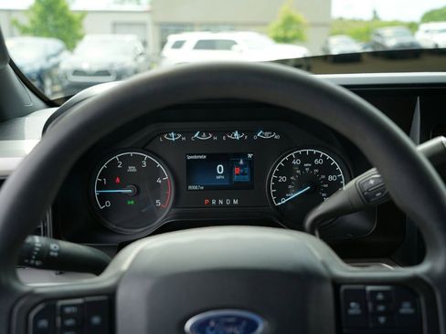 Used 2023 Ford F350 XLT w/ 360-Degree Camera Package AWD/4WD image 15