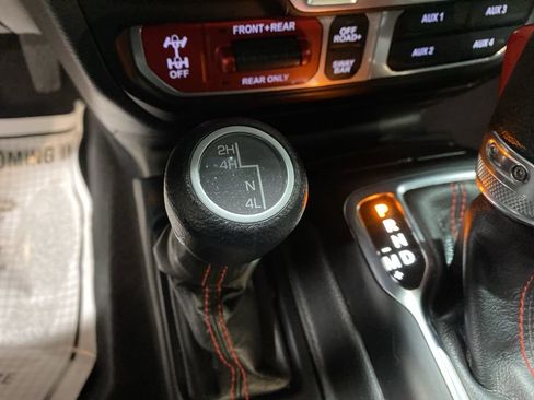 Used 2023 Jeep Wrangler Unlimited Rubicon w/ LED Lighting Group image 30