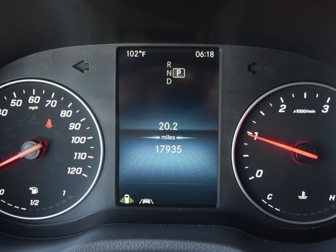 Used 2023 Mercedes-Benz Sprinter 2500 image 24