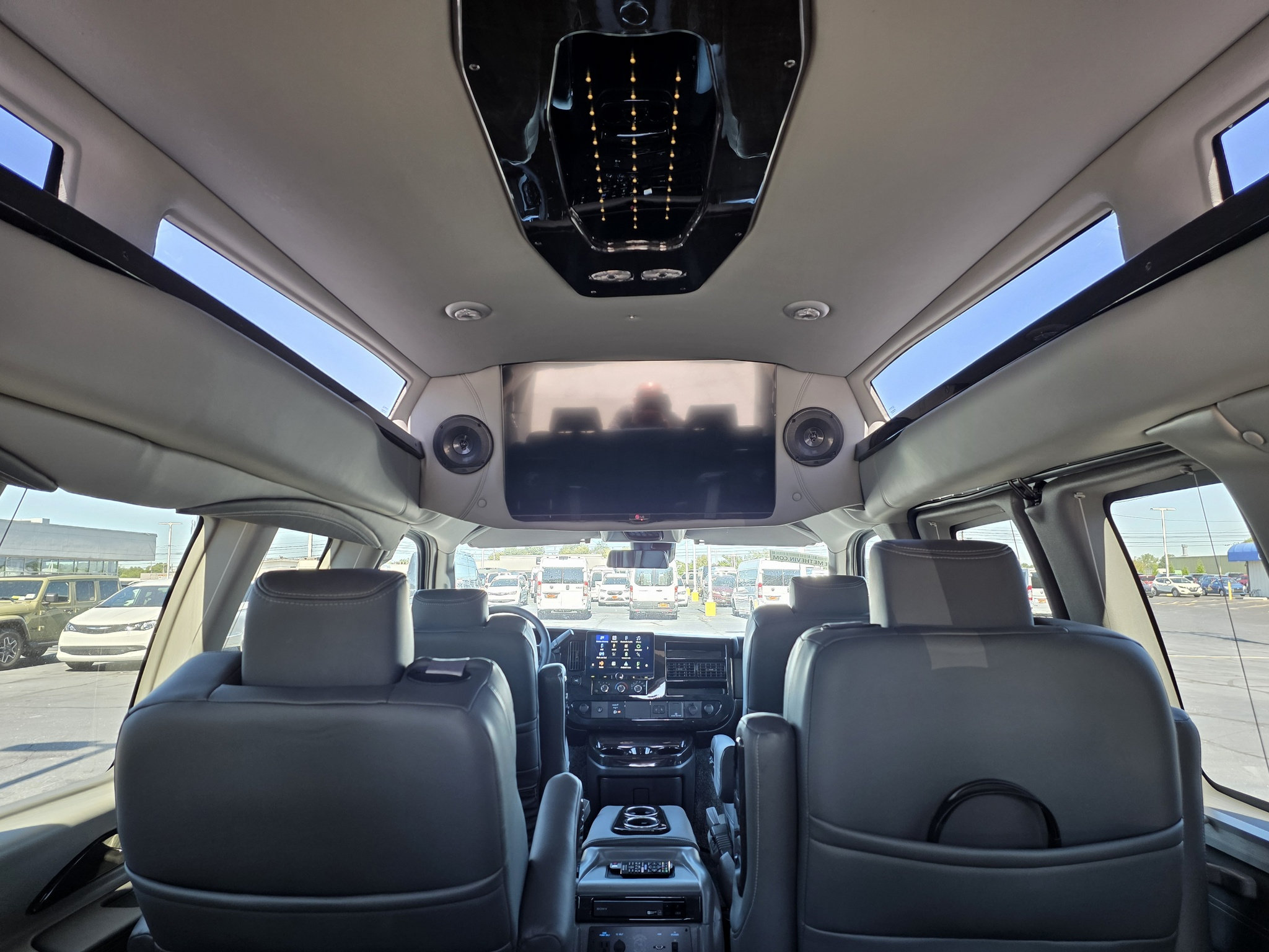 Used 2026 Chevrolet Express 2500 w/ Driver Convenience Package RWD image 39