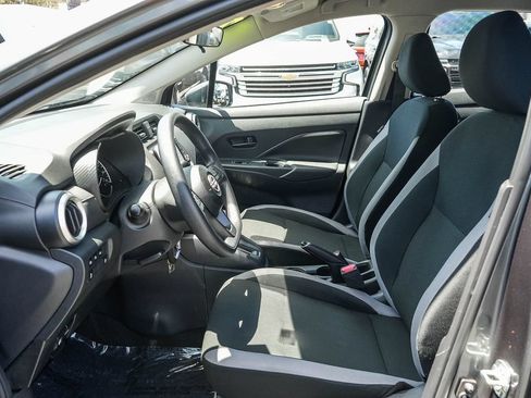 Used 2025 Nissan Versa S w/ S Plus Package FWD image 16
