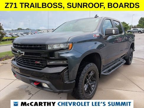 Used 2019 Chevrolet Silverado 1500 LT Trail Boss AWD/4WD image 4