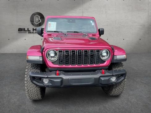 Used 2024 Jeep Wrangler Unlimited Rubicon AWD/4WD image 8