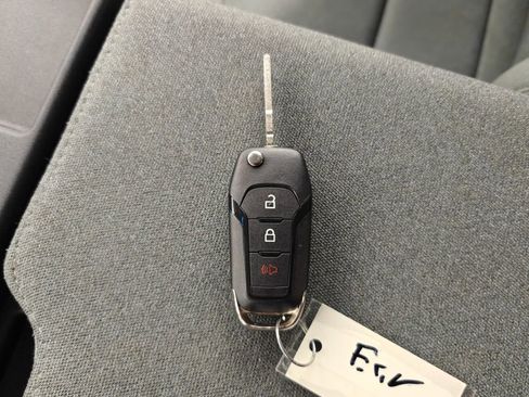 Used 2023 Ford F150 XLT w/ XTR Package image 10