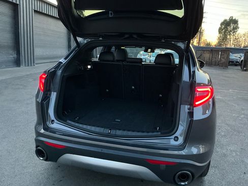 Used 2018 Alfa Romeo Stelvio Ti Sport image 25
