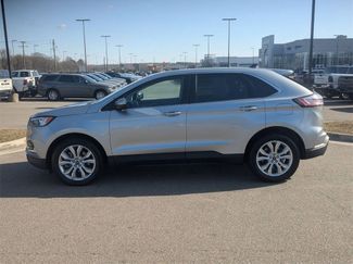 Used 2024 Ford Edge Titanium video 2