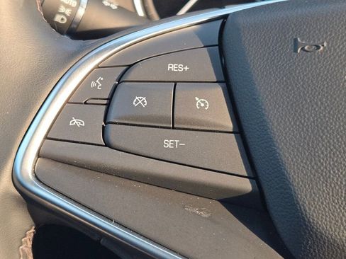 New 2025 Cadillac XT5 Luxury image 33