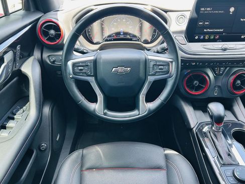 Used 2024 Chevrolet Blazer RS w/ Enhanced Convenience Package FWD image 17