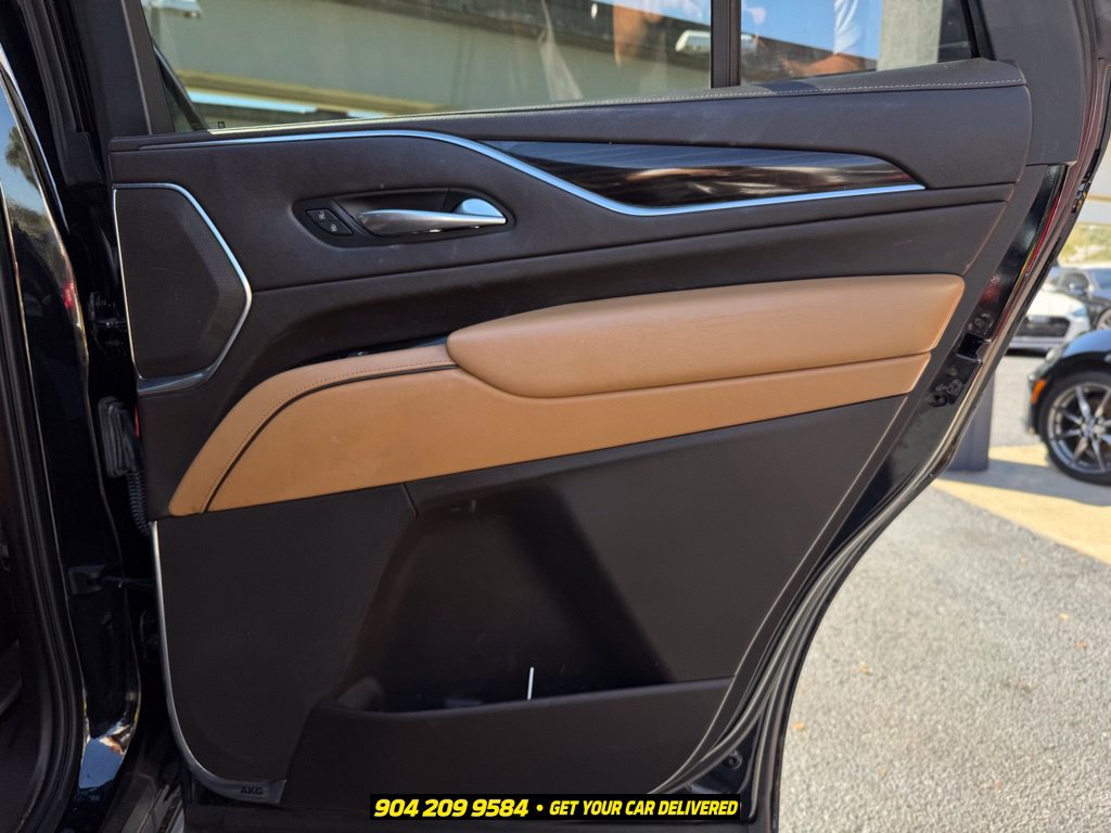 Used 2021 Cadillac Escalade Premium Luxury w/ Driver Assist Tech Package AWD/4WD image 29