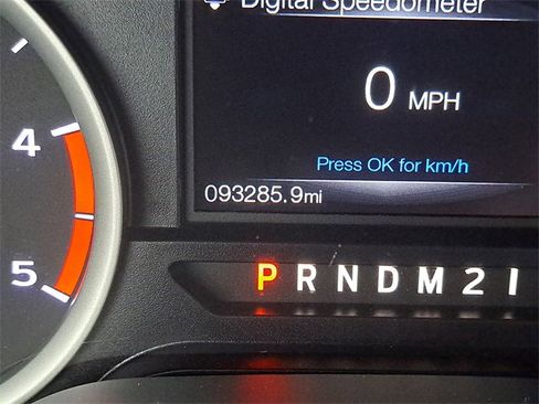 Used 2019 Ford F250 XLT w/ XLT Premium Package image 21