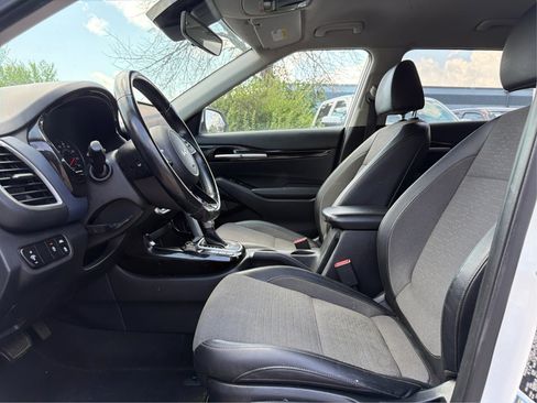 Used 2022 Kia Seltos S AWD/4WD image 9