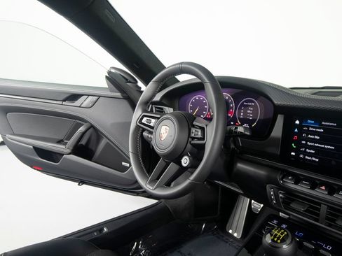 Certified 2026 Porsche 911 GT3 RWD image 38