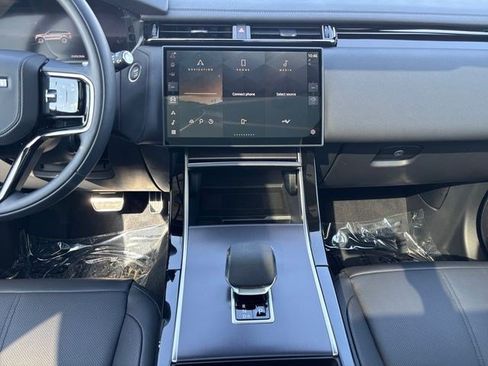Used 2026 Land Rover Range Rover Velar Dynamic SE AWD/4WD image 15