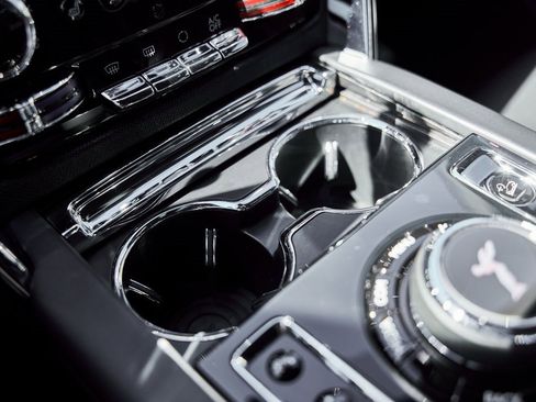 Used 2023 Rolls-Royce Cullinan image 69