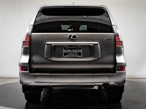 Used 2022 Lexus GX 460 Premium image 7