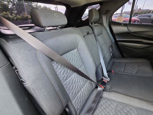 Used 2018 Chevrolet Equinox LT FWD image 26
