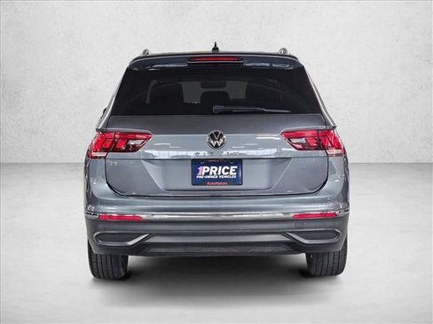 Used 2022 Volkswagen Tiguan SE FWD image 6
