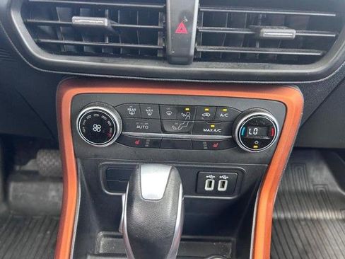 Certified 2021 Ford EcoSport SE w/ SE Appearance Package image 16