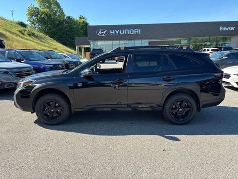 Used 2023 Subaru Outback Wilderness AWD/4WD image 2