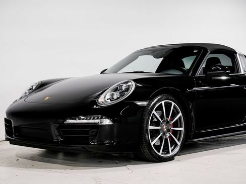 Used 2014 Porsche 911 Targa 4S AWD/4WD image 33
