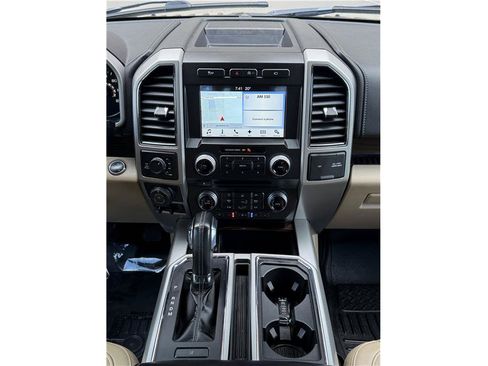 Used 2017 Ford F150 Lariat w/ Equipment Group 502A Luxury AWD/4WD image 43