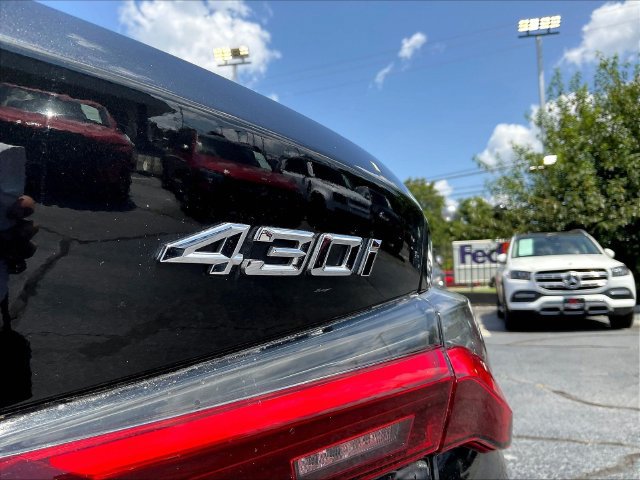 Used 2022 BMW 430i Coupe w/ M Sport Package RWD image 24