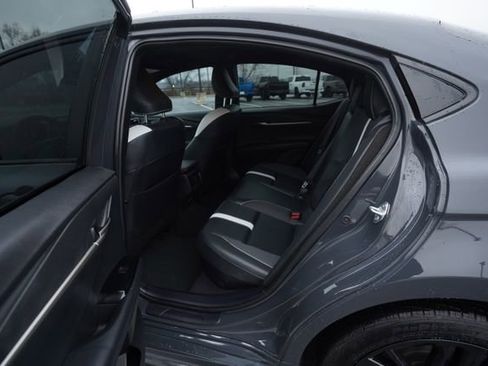 Used 2025 Toyota Camry SE image 14