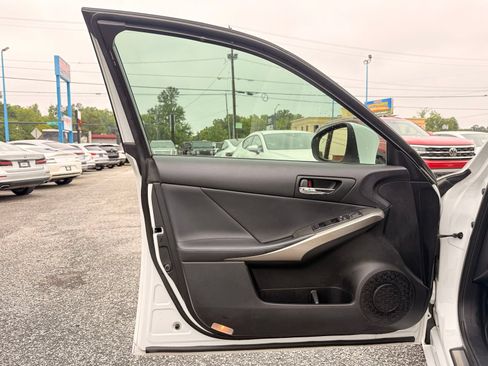 Used 2015 Lexus IS 250 w/ F-Sport Package RWD image 15