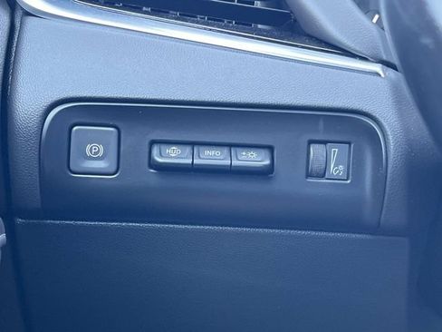 Certified 2023 Buick Enclave Avenir w/ Avenir Technology Package AWD/4WD image 37