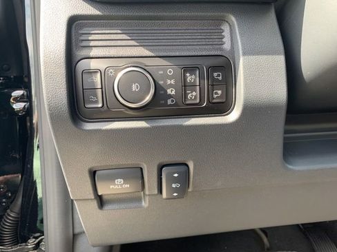 New 2026 Ford F350 Platinum image 23