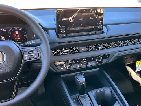 New 2025 Honda Accord SE image 6