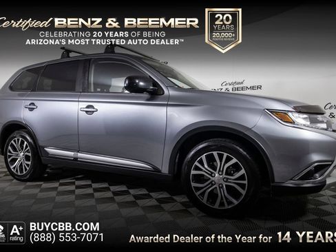Used 2018 Mitsubishi Outlander ES FWD image 1