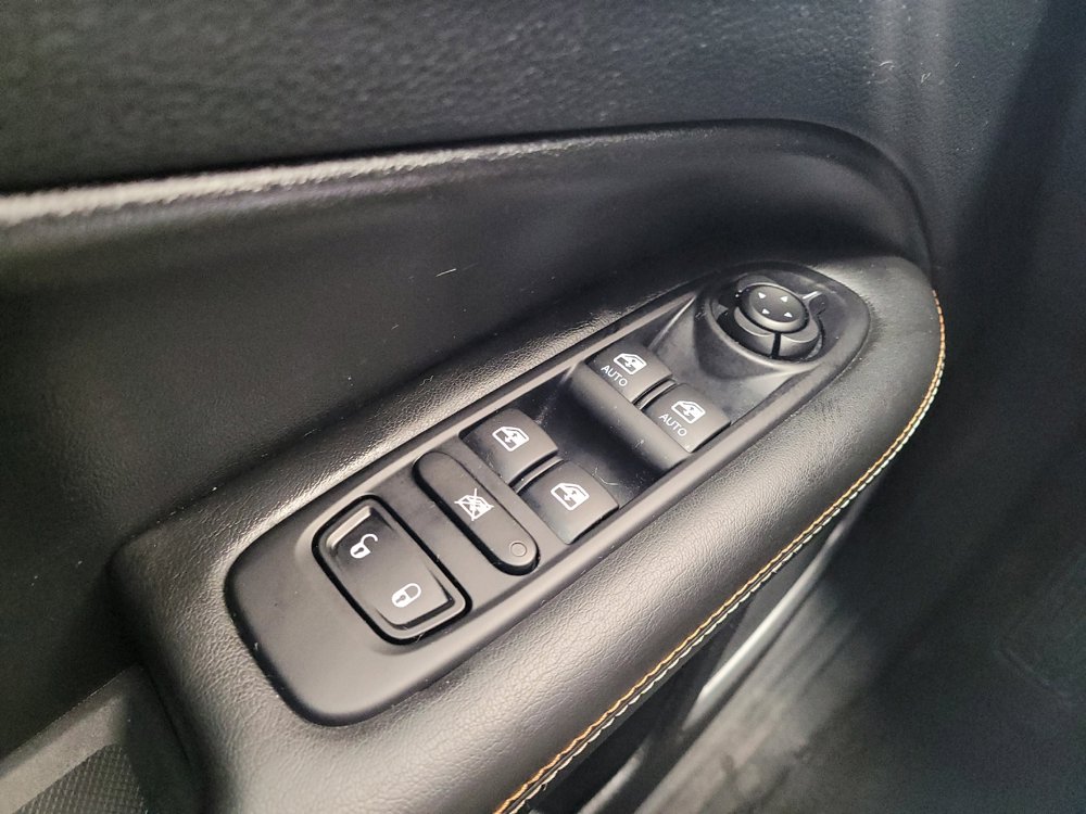 Used 2019 Jeep Compass Latitude AWD/4WD image 27