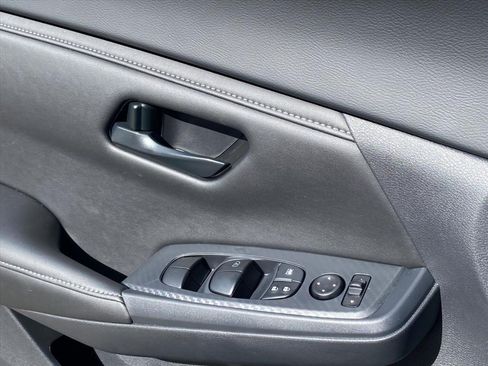 New 2025 Nissan Sentra S image 18