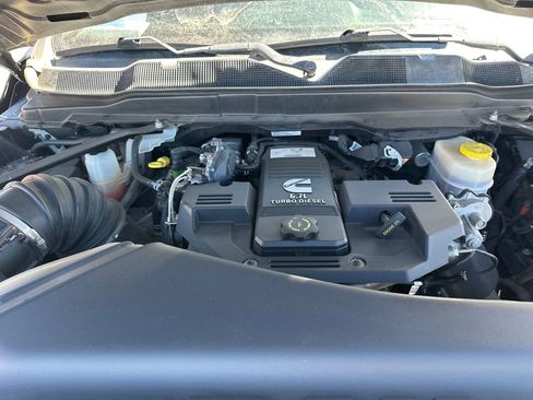 Used 2019 RAM 2500 Laramie AWD/4WD image 18