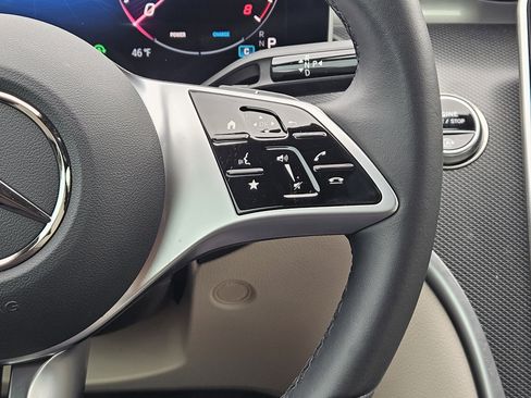 Certified 2025 Mercedes-Benz C 300 Sedan image 28