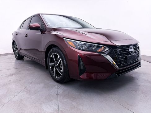 Used 2024 Nissan Sentra SV FWD image 10
