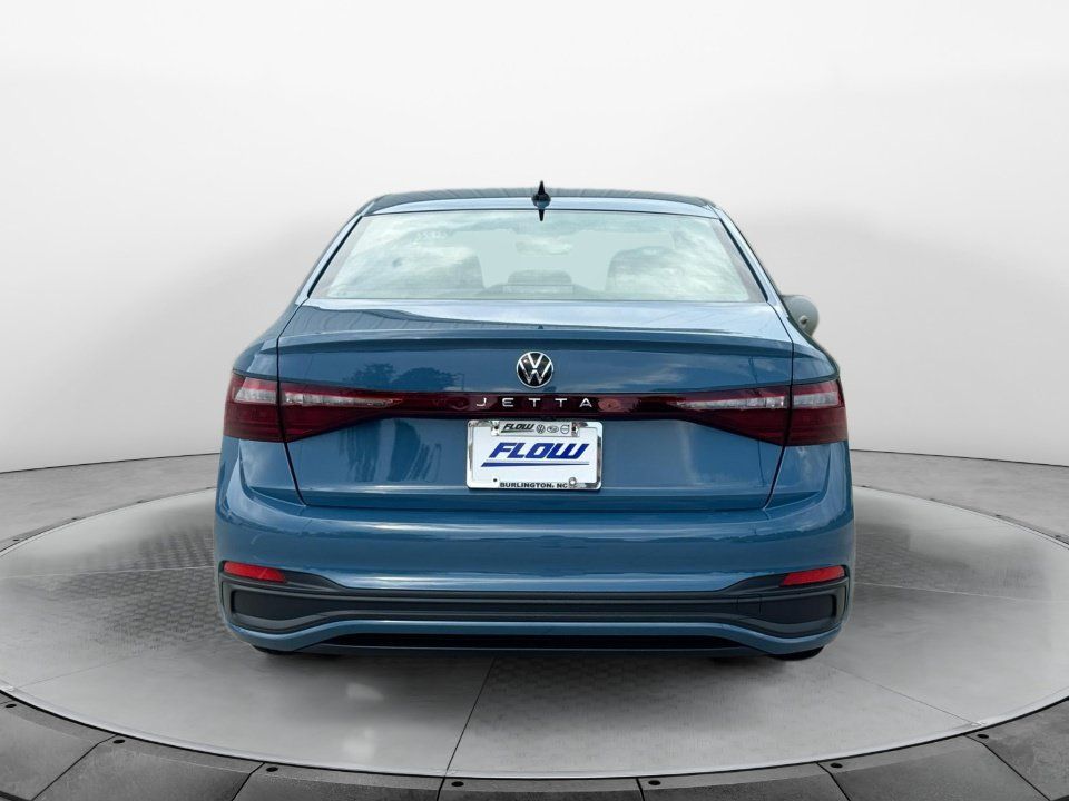 Used 2026 Volkswagen Jetta Sport FWD image 6