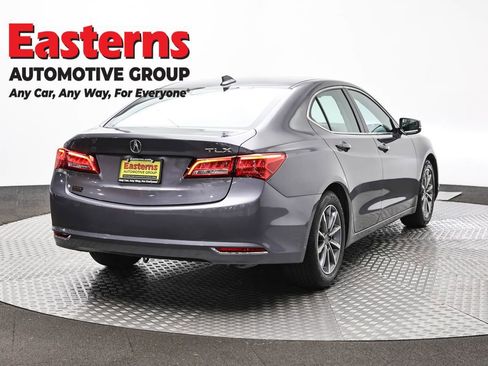 Used 2019 Acura TLX image 5
