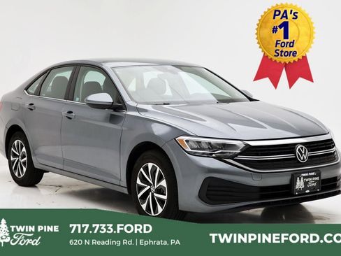 Used 2024 Volkswagen Jetta S image 1