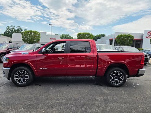 Used 2026 RAM 1500 Laramie AWD/4WD image 7